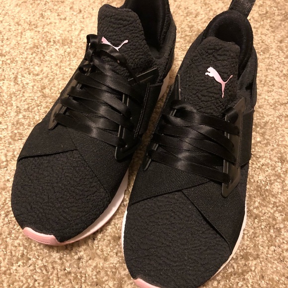 Puma sneakers - Picture 2 of 5